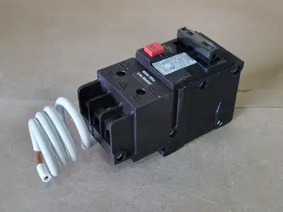 NEW SIEMENS Q240H