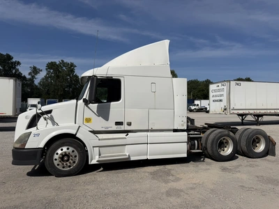 Used 2009 VOLVO VNL Conventional trucks Indiana US | Miedema Asset Management Group #1414615
