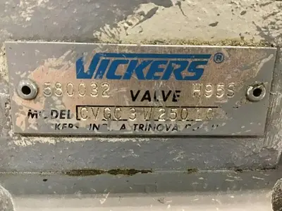 USED VICKERS DG4V30CMFWB660EN21