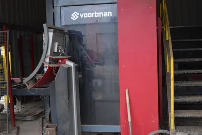 USED 2015 VOORTMAN V630