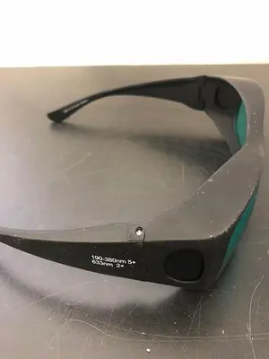 190-380nm 5+ 633mm 2+laser protective goggles