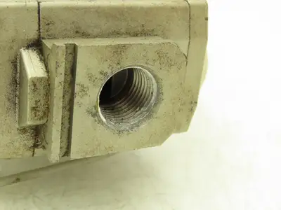 SMC AV4000-04-5DZ Compressed Pneumatic Air Treatment Assembly With Regulators
