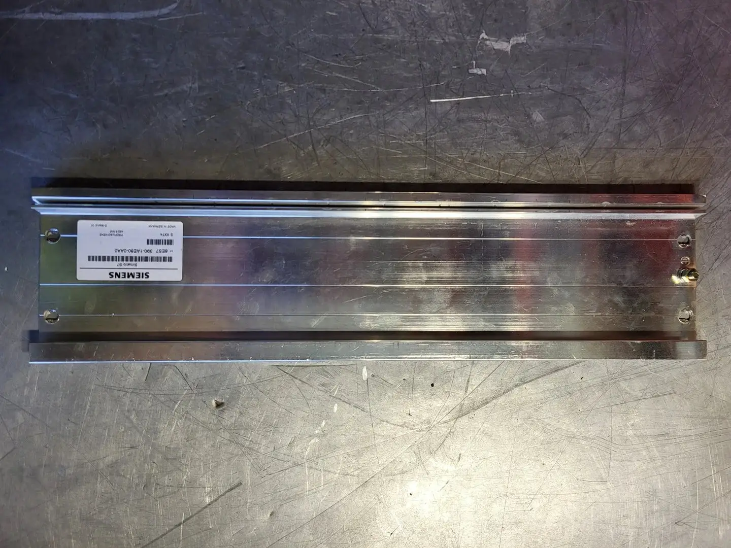 USED SIEMENS 6ES7 390-1AE80-0AA0