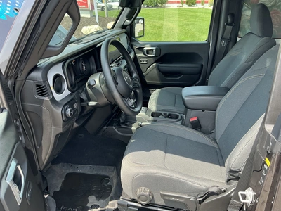 USED 2025 JEEP WRANGLER