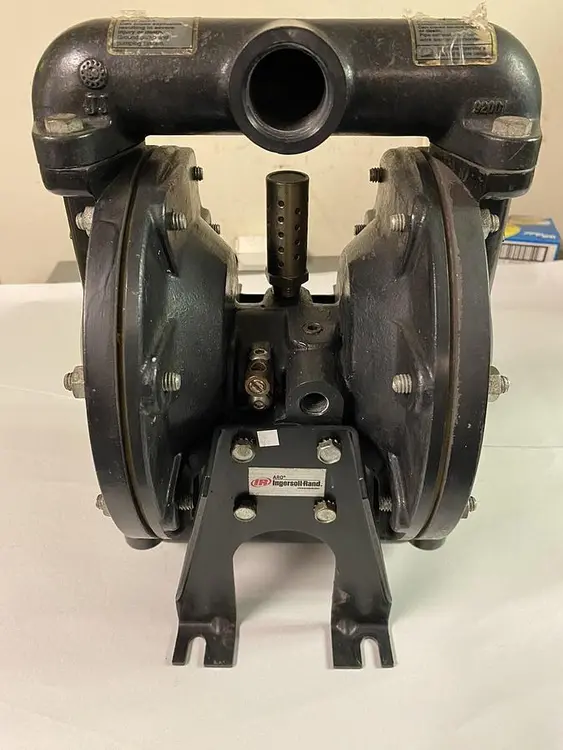 Used ARO INGERSOLL RAND 666100-3C9-C Pumps | Surplus Asset Holdings #1206239