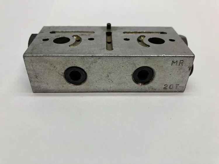 New | in-Stock GRACO MR-20T Pump & Valve Parts Ohio US | Surplus Asset Holdings #1248156