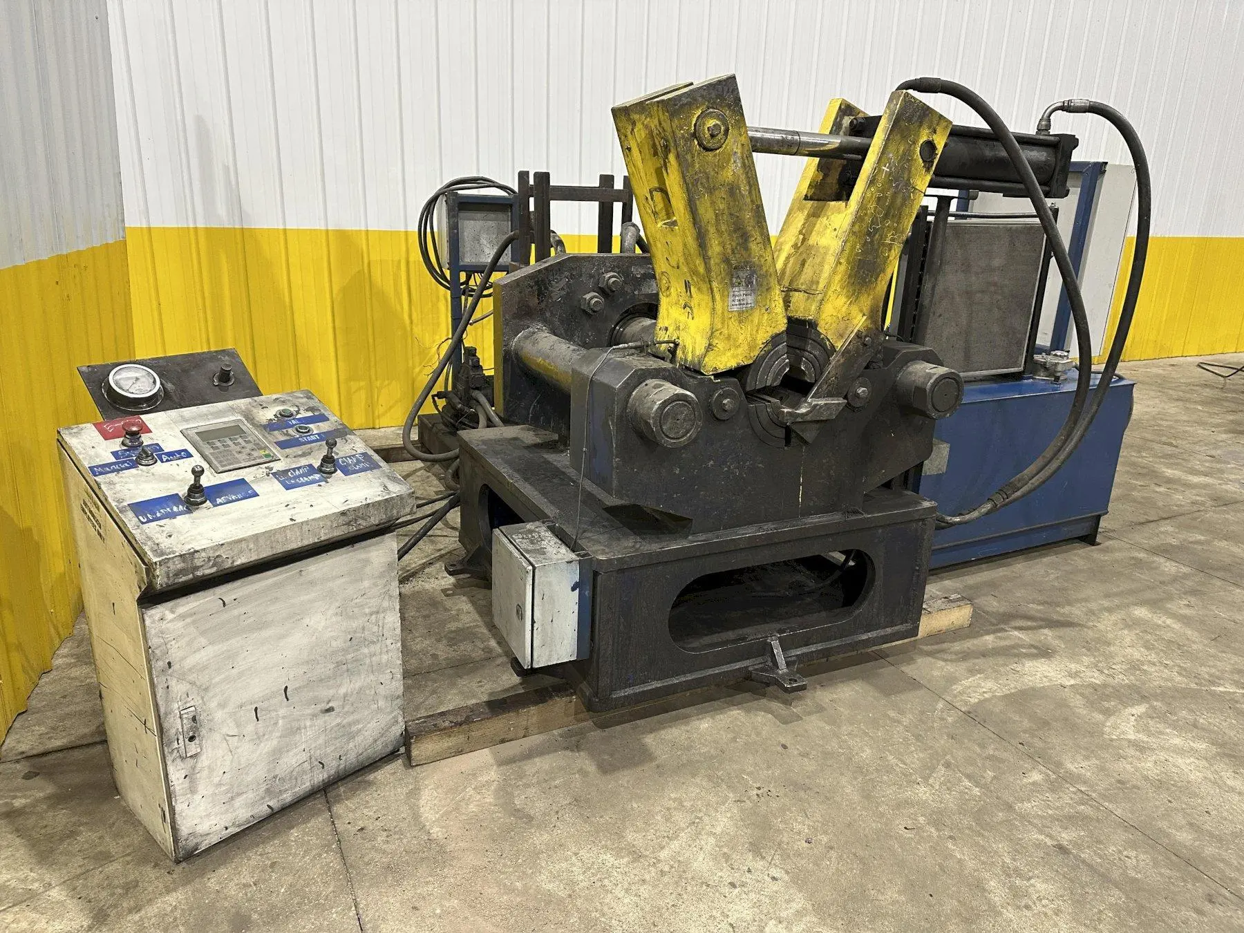 200 TON (2-3/8" TO 9-5/8") DIAMETER TRUE GRIT MODEL CT200 HYDRAULIC TUBE & PIPE PUSH POINTER / END FORMER/ SWAGING PRESS: STOCK #22399