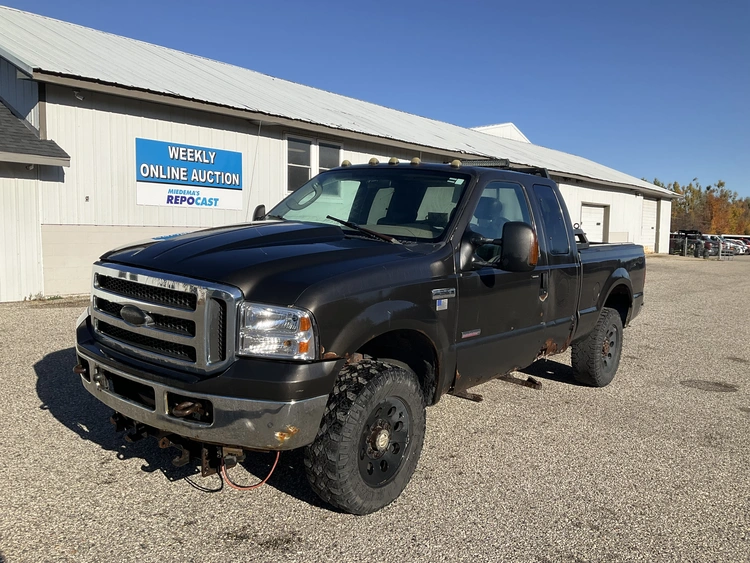 Used 2005 FORD F-250 Pickup Trucks Michigan US | Miedema Asset Management Group #1568242