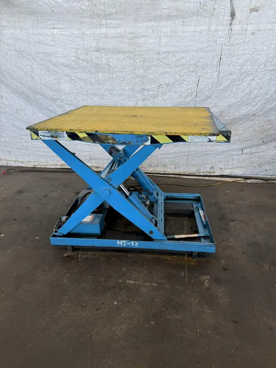 Used N/A N/A Platform Lifters Ohio US | G-2000, Inc. #1079769