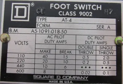 NEW SQUARE D 9002-AT-4 FOOT SWITCH 9002AT4