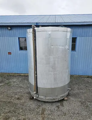 Used 4500 Gallon Tank, Stainless Steel, Insulated