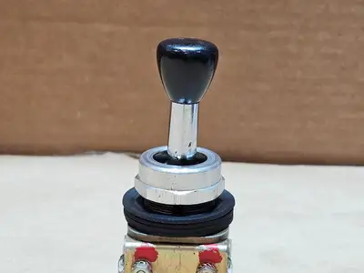 Used TELEMECANIQUE XD2 Parts British Columbia CA | Lenmark #1440973
