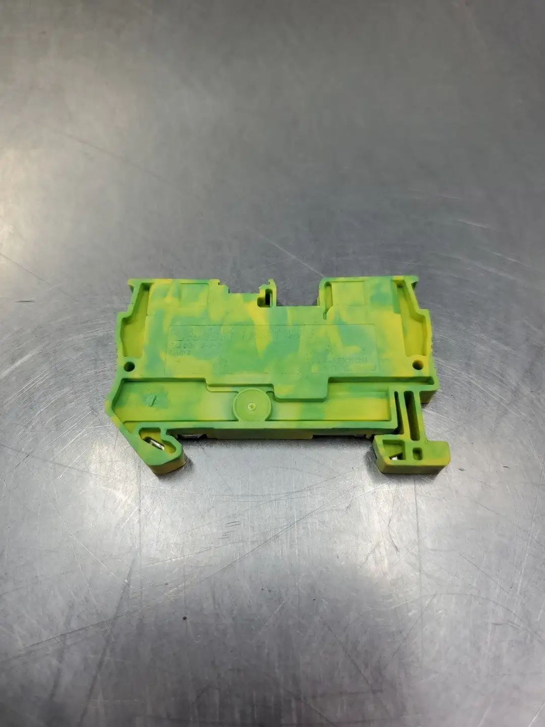 Phoenix Contact PT 4-PE Ground Terminal Block Green/Yellow. 4E-16