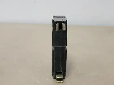 USED SQUARE D QO115