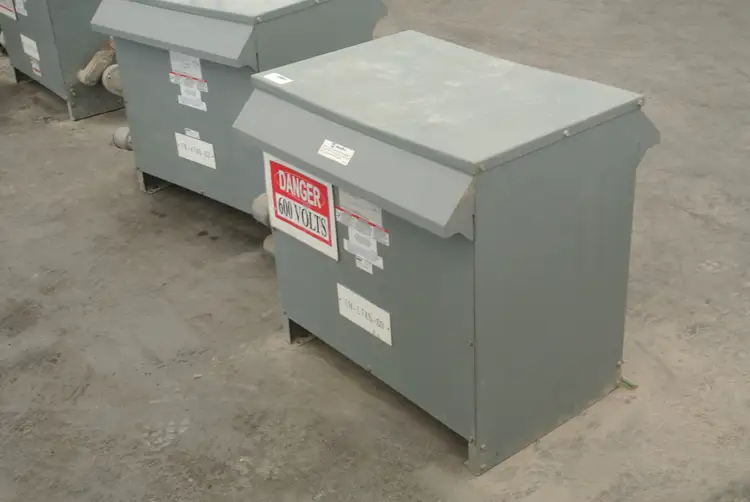 Used 2002 SQUARE D C75T2308HCU Transformers British Columbia CA | Lenmark #327838