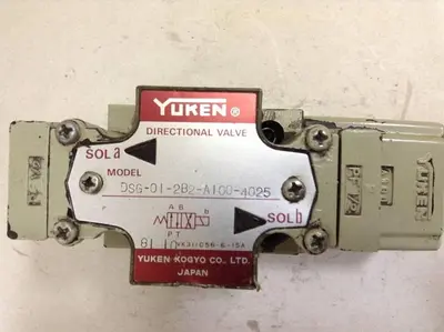 USED YUKEN DSG-01-2B2-A100-4025