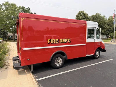 Used 2003 WORKHORSE P42 WITH 24,073 MILES (FIRE DEP OWNED) Box trucks Michigan US | Miedema Asset Management Group #1357507