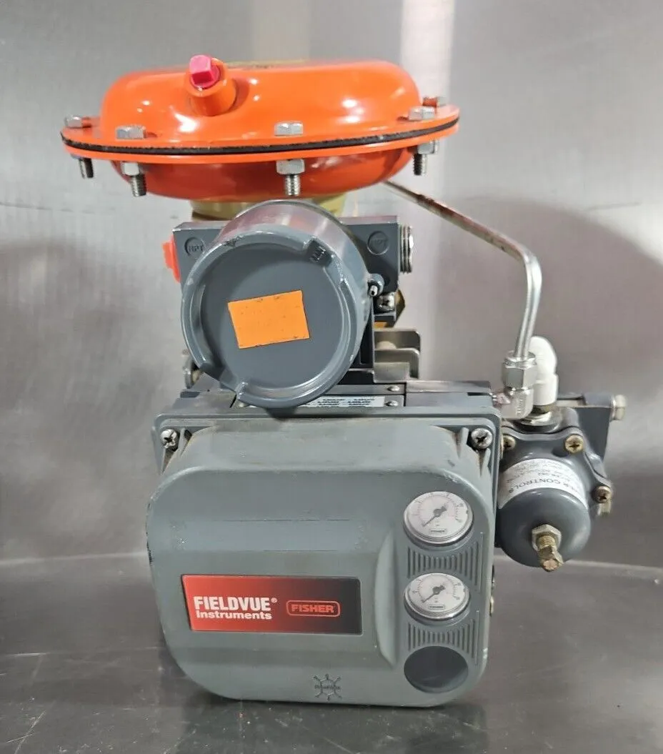 Fisher FIELDVUE DVC6010 Valve Positioner with 32-24588C. Loc 6E