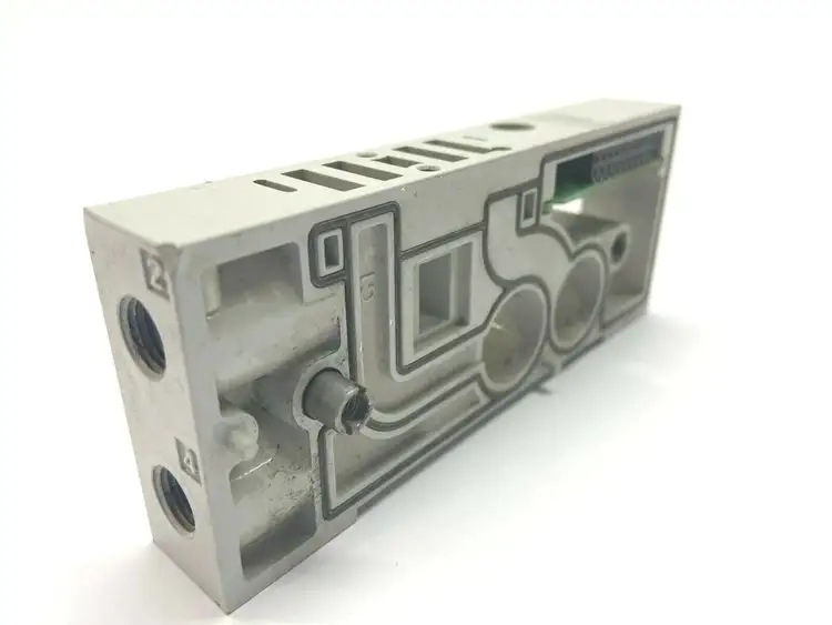 Used Numatics Double Z Board Manifold Block Parts (Hydraulics and Pneumatics) Michigan US | Maverick Industrial Sales #1398380
