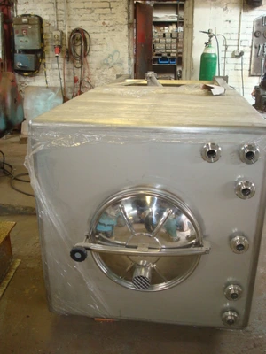 1,200 L S/S Enc Intensive Liquiverter