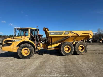 USED 2023 Volvo A25G