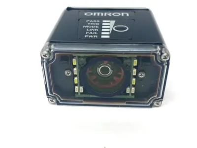 USED OMRON MICROSCAN SYSTEMS MICROHAWK CODE READER, LONG RANGE, AUTOFOCUS 75-1200MM