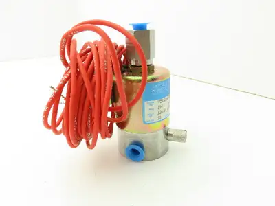 Honeywell Skinner V5L26495 Solenoid Valve 3-Way NO 120V 100 PSI 1/8" NPT Manual