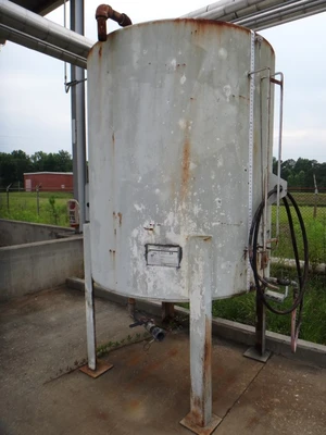 1,270 gallon ChemStation Steel Tank