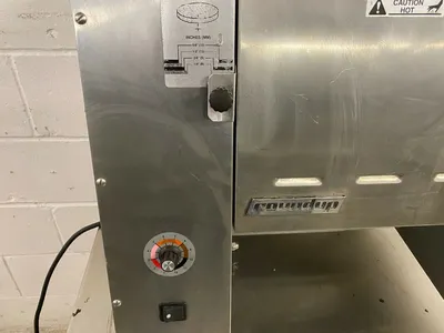 152-0368 Roundup VHB Vertical Broiler