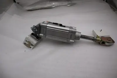 Festo Pneumatic Cylinder DNC-2 1/2"-2.5"-PPV-A limit switch STOCK 1395C