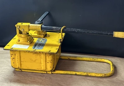 USED Enerpac P462