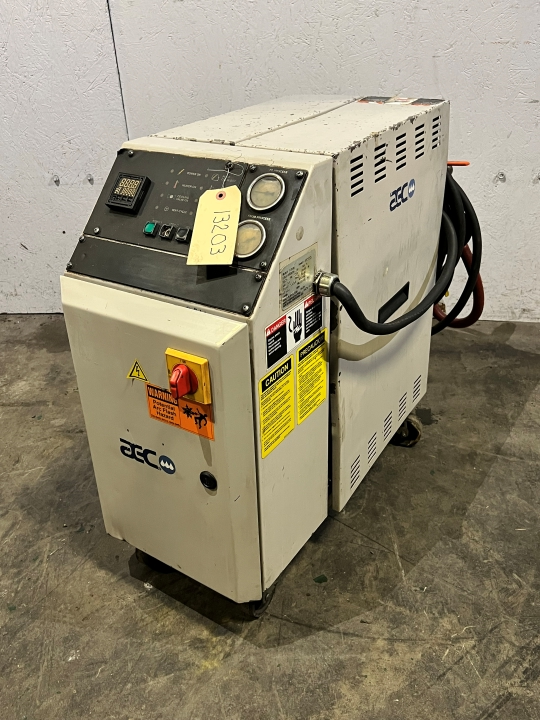 Used 2006 AEC TCU500 Temperature Controls Massachusetts US | Hunter Plastics #788035