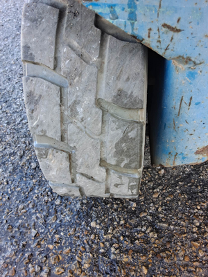 USED 2015 Genie GS-3246