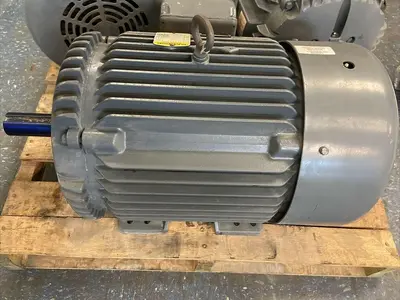 USED BALDOR M2402T