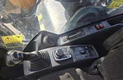 Used HYUNDAI HX300AL Crawler Excavators Illinois US | Mitsubishi HC Capital America #1362960