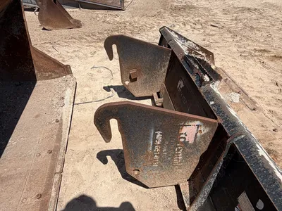 Used _UNKNOWN_ _UNKNOWN_ Earth Buckets Texas US | Miedema Asset Management Group #1312831