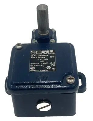 NEW SCHMERSAL TL 422-01Y-1801 LIMIT SWITCH 400V TL42201Y1801