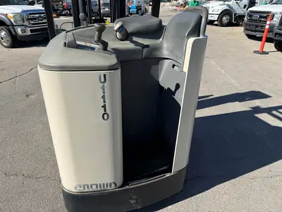 Used CROWN RC3020-30 Misc Forklifts Utah US | Global Remarketing #1285365