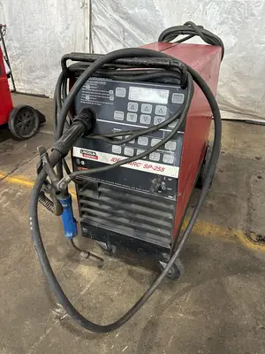 USED LINCOLN IDEALARC SP-255
