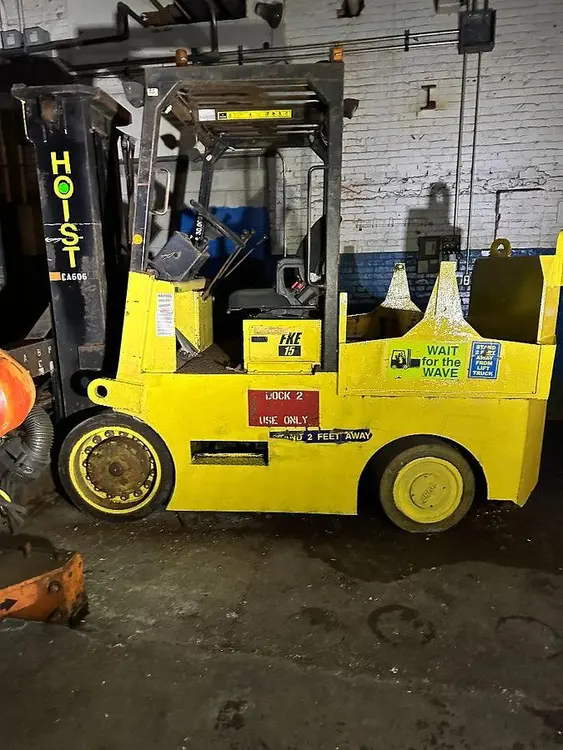 Used HOIST FKE 15 4-Wheel Sit down Electric Counterbalance Forklifts Michigan US | Aucto #1334359