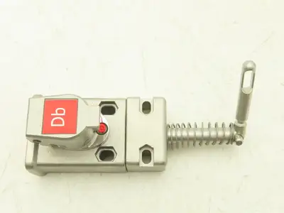 Allen Bradley 440T-MSALE10DB Guardmaster Trapped Key Interlock Switch With Key