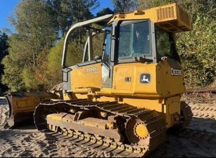 Used 2011 JOHN DEERE 700J LGP Crawler Dozers Virginia US | GF Equip Sales #1144595