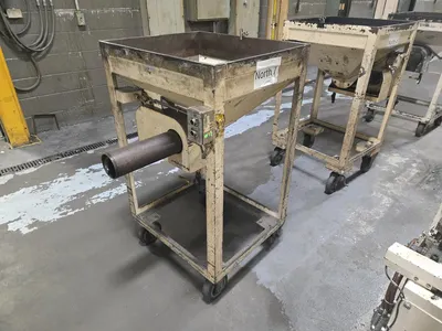 (1) Auger Hopper