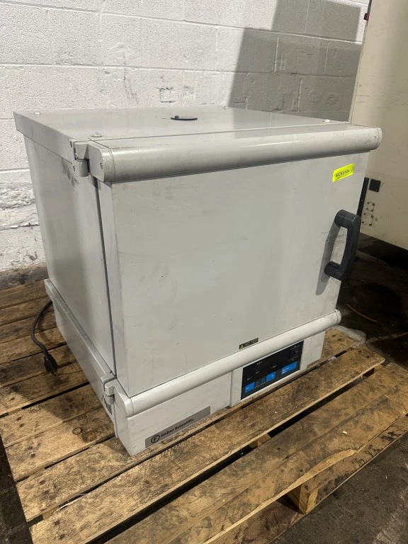 FISHER SCIENTIFIC 825F ELECTRIC OVEN