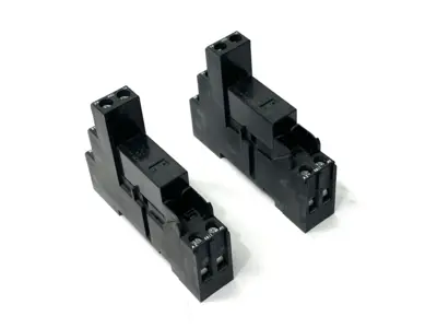 USED SCHRACK SOCKET BASE W/ OMRON G2RL-24 RELAY 12VDC LOT OF 2