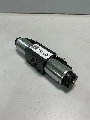 USED VICKERS DG4V-3S-6C-M-U-HL7-60-EN490