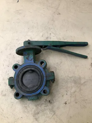 Keystone CI 2-1/2″ Manual 4 Lug Butterfly Valve w/ 304SS Disc