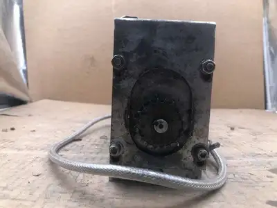 BuG elektromaschinen P 83/30-Z83 Permanent Magnet Gearmotor 0.060kW 160VDC 50:1