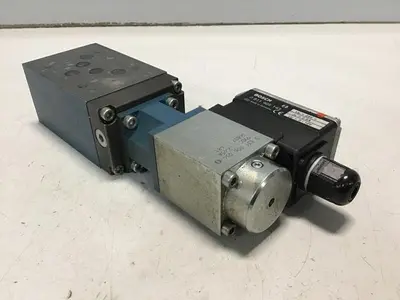 USED BOSCH 0 811 402 165