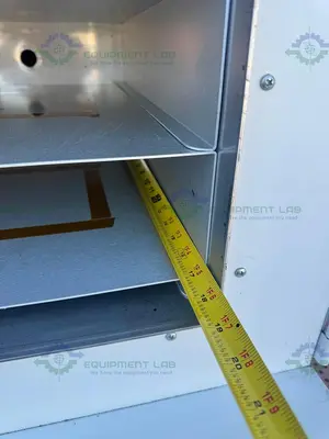 USED LINDBERG / BLUE M VO1218A VACUUM OVEN 6° TO 260°C, 1.5 CU. FT.